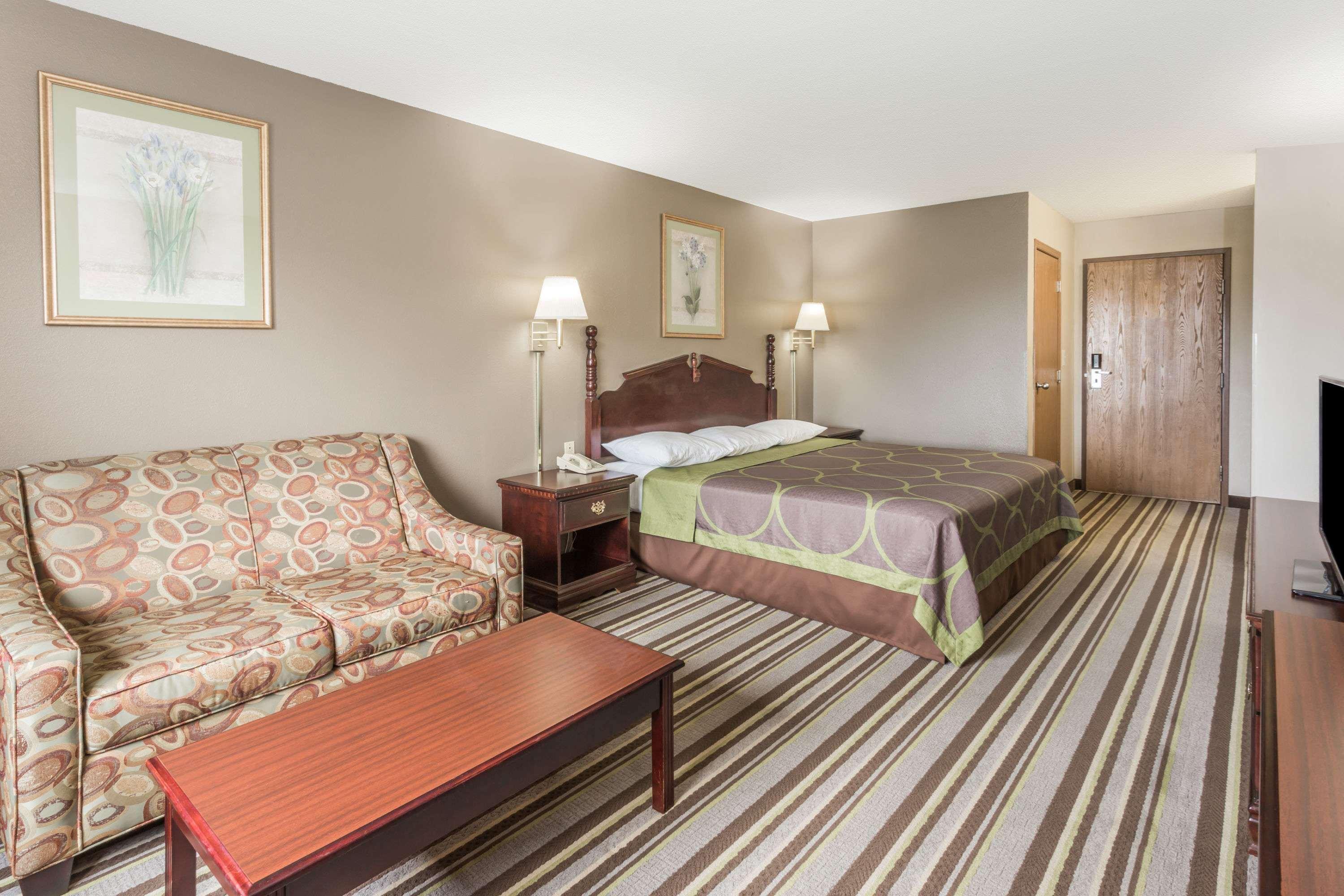 Super 8 By Wyndham Yorkville Buitenkant foto